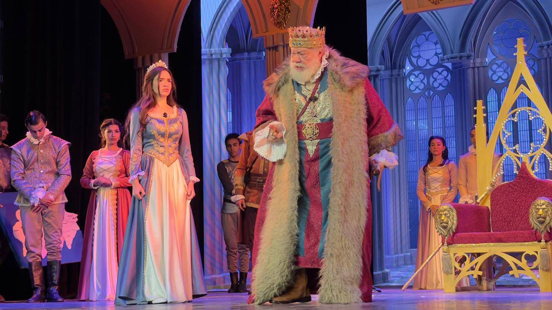 تفتتح أيام قرطاج المسرحية بآخر نسخة ليحيى الفخراني.. «الملك لير» المسرحية الأكثر اقتباسًا على المسارح العربية والأجنبية